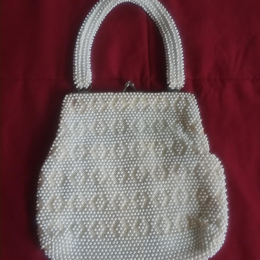 Vintage white beaded purse
